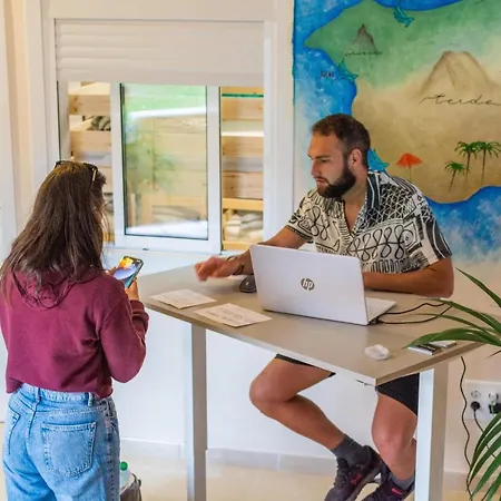 אכסניה Duque Nest *