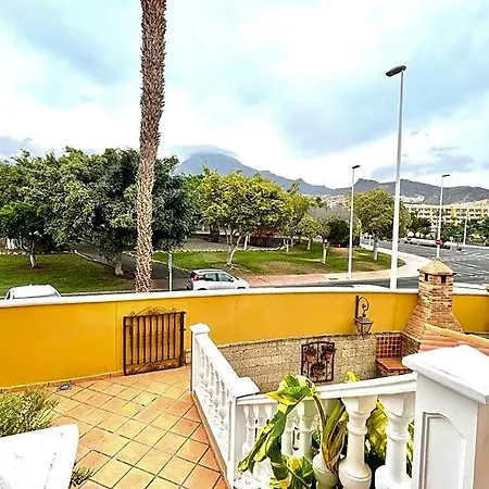 Duque Nest Hostel