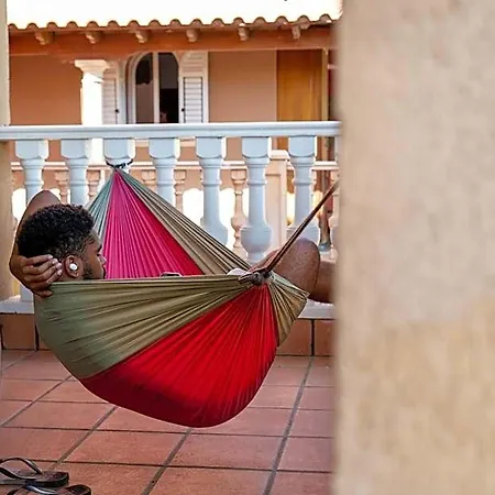 Duque Nest Hostel *