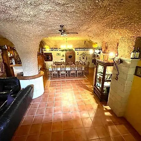 Duque Nest Hostel Costa Adeje (Tenerife)