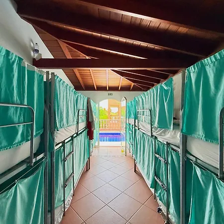 Hostel Duque Nest Costa Adeje (Tenerife)