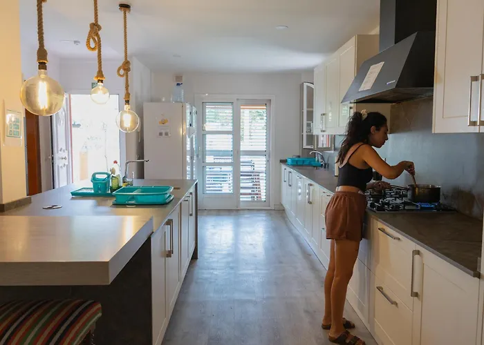 Duque Nest Hostel Costa Adeje (Tenerife)